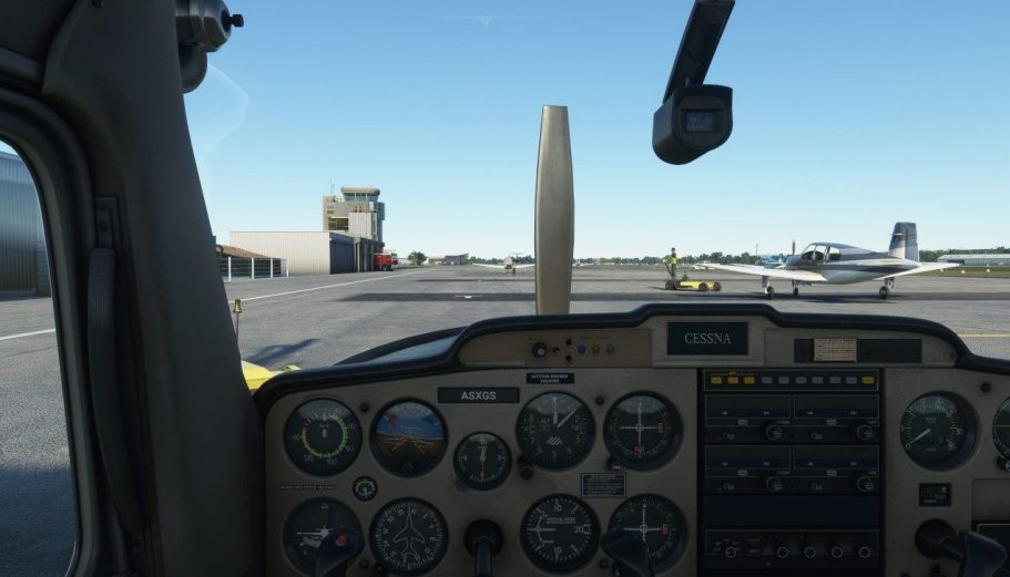 Aéroport Avignon-Caumont LFMV sous Microsoft Flight Simulator MSFS