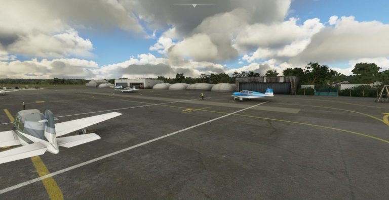 Aérobulles de l'aéroport d'Aix-Les Milles LMA sous Microsoft Flight Simulator - MSFS